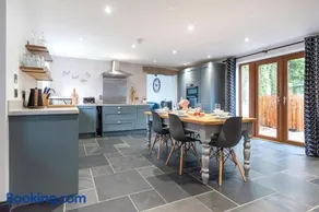3 Bed in Whitstone oc-l29237 - Image 5