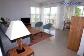 Stunning 2 Bed, 2 Bath Apt on the Cannes sea front has swimming pool and is a secure modern building 464 - Image 2