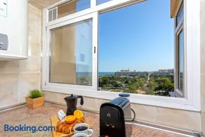 CITY CENTER AND NEXT TO THE BEACH 3 BEDROOMs - Image 2