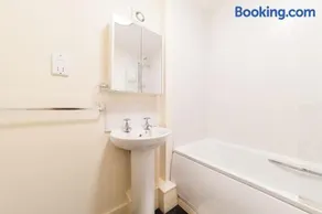 Fusilier apartment wrexham city - Image 1