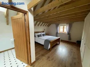 Charming Norfolk Barn Conversion in Barnham Broom - Image 5