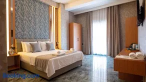Clay Dome Hotel - Image 1