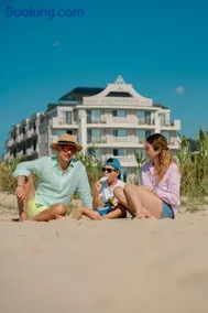 Aquamarine - Beach & SPA Hotel- All inclusive & FREE PARKING - Image 2