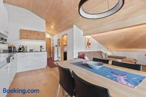 Stilvolle 2.5 Zimmer Wohnung nähe Skigebiet - Image 2