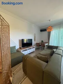 Kıbrıs Girnede 1 yatak odalı Süper lüks havuzlu daire - Image 3