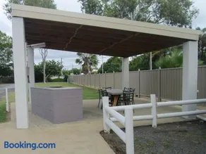 Blue Dolphin Caravan Park Yeppoon - Image 2
