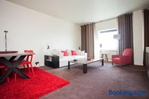 Biarritz center Appartment, Beach & Golf Walking Tour - Image 1