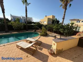 Turre Villa - 3 bedroom - sleeps 8 - R130 - Image 2