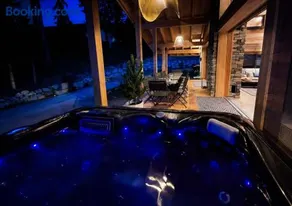 Chalet Eteila with Sauna Jacuzzi and Cinema - Image 2