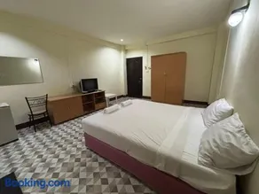 Khamsrithongchai hotel - Image 5