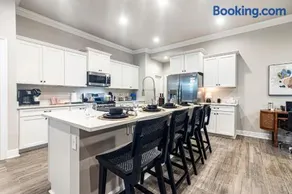 3 Kings Pet-Friendly Near Golf & Business Hub - Image 3