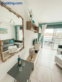 Amaya Ocean View Apartment - Image 1