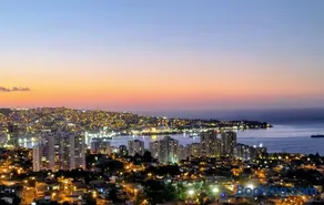 Depto Valparaíso con Vista al Mar y a la Bahía de Valparaíso - Image 1