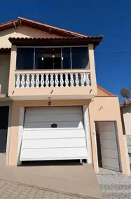 Casa com Vista Panorâmica em Passa Quatro - Image 1