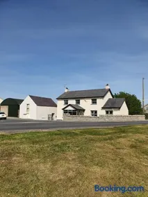 The Aul Shop & Public House -entire private annexe - Image 2
