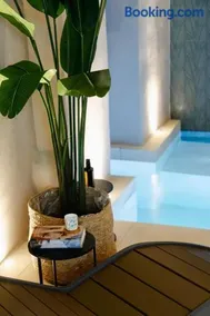 La Maison - Private wellness -Suite - Image 1