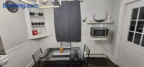 Private Apt In Middletown-wesleyan - Image 3
