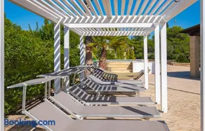 Villa Crigiada Luxury Pool - Image 3