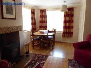 Stable Cottage - Image 4