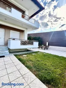 Soso studios & apartments - Image 1