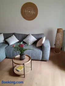 Charmant appartement quartier des thermes - Image 2