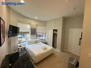 Stellar South End Studio - Image 2