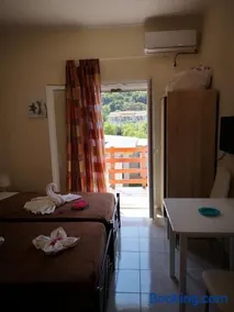 Apartment Alexis Armeno - Image 2