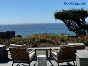 Ocean and Sunset Views - Cliff Side Cottage - Image 1
