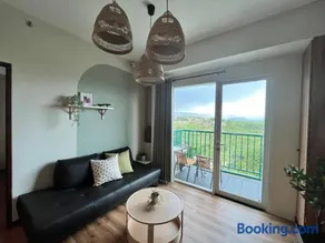 Cottonwood Apartment at Marbella Suites Dago - Image 4