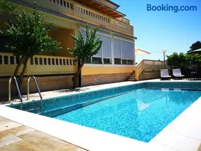 Apartments with swimming pool Banjol, Rab - 11382 - Image 1