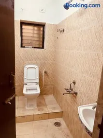 Comfortable 3BHK apartment near Vandalur zoo - Image 4