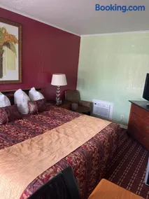 Vacation Inn motel - FT Lauderdale Airport and Cruise port - Image 5