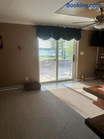 Bush River Waterfront Retreat - Image 2