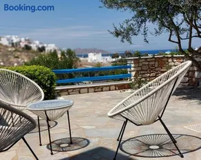 Cycladic Elegant Apartment - Image 1