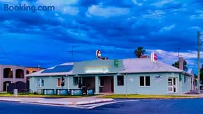 Lake Mulwala Hotel - Image 3