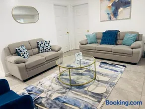 Cosy Bedroom 6 minutes to EWR Prudential Hotels Pen station - Image 3