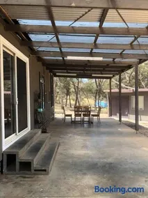 Heart of The Farm Country Cottage in Tallarook - Image 2