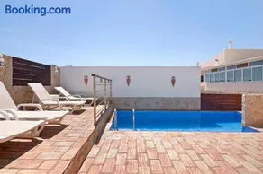 South Star Guesthouse - Image 3