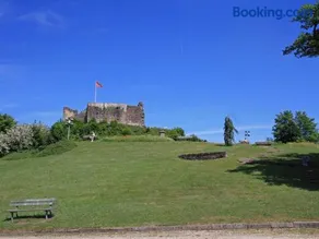 Charmant Gîte avec Jardin aux Portes d'Épinal, Idéal Couples ou Séjours Pro, Proche Commerces et Nature - Image 2