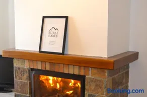 Modern apartament de muntanya amb llar de foc by RURAL D'ÀNEU - Image 3