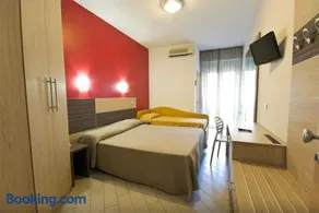Hotel Sydney - Image 2
