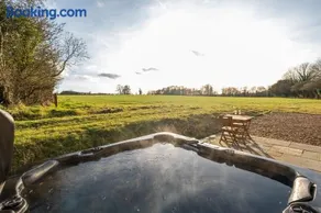 Eastcombe Barn - Image 4