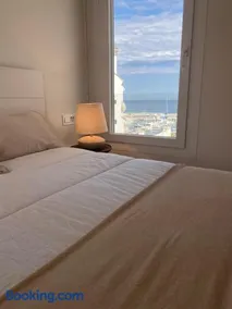 Modern new apartment, Perfect for golf and digital nomads , sea view and parking - Image 5