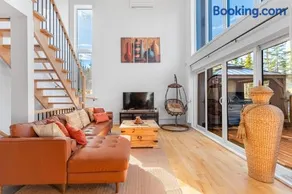 Boho Vibes Cottage - Image 1
