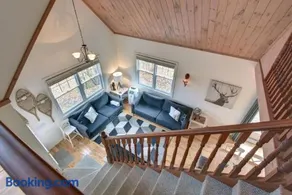 Instant Suites Luxury 3 BR Cabin with Breathtaking Views - Image 4