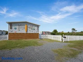 Chincoteague Beach Retreat,Games & Family Fun - Image 2