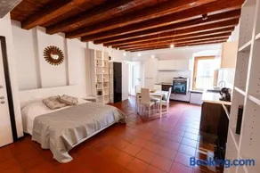 Borghetto Lake House - Image 2
