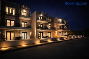 Hasi Suites One Bedroom - Image 1