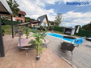 A-Frame Wellness Villa with Private Pool, Sauna & Jacuzzi near Belgrade - Image 2