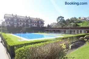 Apartamento con Vistas en Complejo Residencial - Image 4